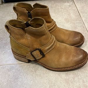 Timberland WOMEN'S WHITTEMORE CHELSEA BOOTS Style 8549B231